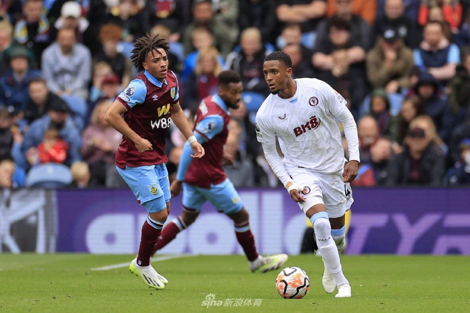 够继续保持 够继续保持