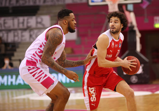 赛季取得突 赛季取得突